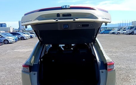 Honda Vezel, 2021 год, 2 900 000 рублей, 17 фотография
