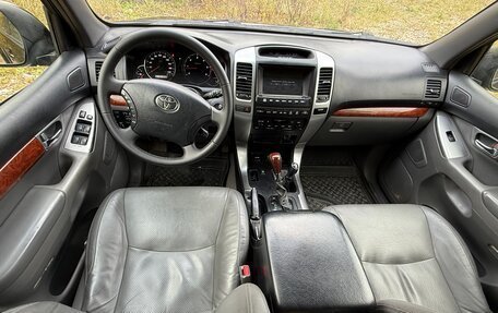 Toyota Land Cruiser Prado 120 рестайлинг, 2007 год, 1 600 000 рублей, 16 фотография