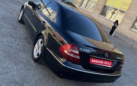 Mercedes-Benz E-Класс, 2003 год, 690 000 рублей, 4 фотография