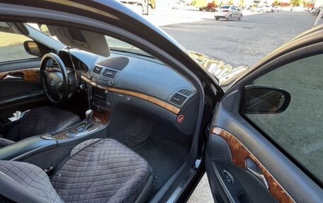 Mercedes-Benz E-Класс, 2003 год, 690 000 рублей, 14 фотография