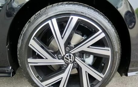 Volkswagen Golf VIII, 2023 год, 3 500 017 рублей, 8 фотография