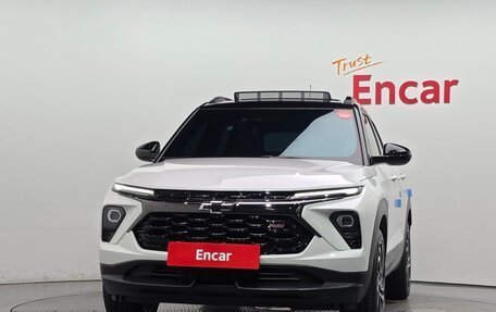 Chevrolet TrailBlazer, 2023 год, 1 490 000 рублей, 2 фотография