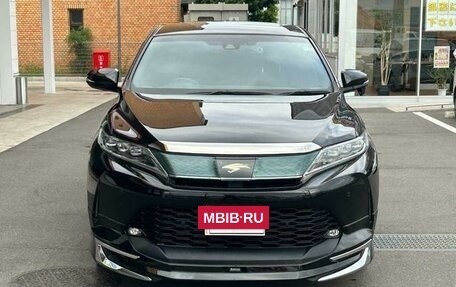 Toyota Harrier, 2020 год, 1 730 000 рублей, 2 фотография