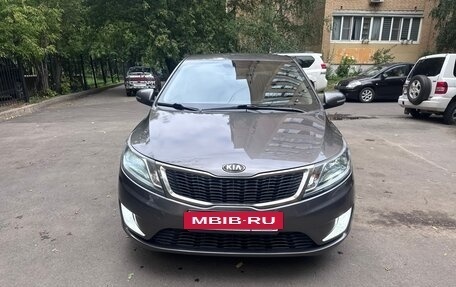 KIA Rio III рестайлинг, 2014 год, 835 000 рублей, 2 фотография