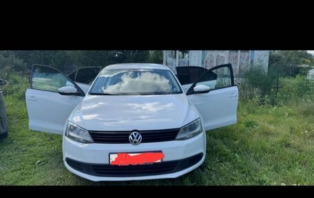 Volkswagen Jetta VI, 2012 год, 720 000 рублей, 2 фотография