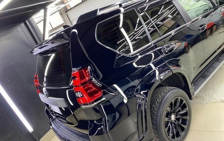 Toyota Land Cruiser Prado 150 рестайлинг 2, 2019 год, 6 800 000 рублей, 7 фотография