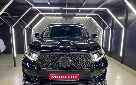 Toyota Land Cruiser Prado 150 рестайлинг 2, 2019 год, 6 800 000 рублей, 5 фотография