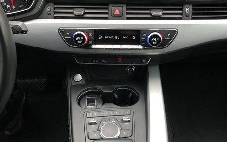 Audi A4, 2017 год, 1 850 000 рублей, 7 фотография