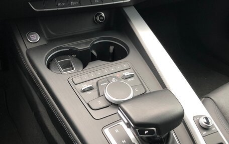 Audi A4, 2017 год, 1 850 000 рублей, 12 фотография