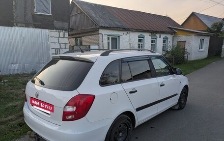 Skoda Fabia II, 2009 год, 395 000 рублей, 4 фотография