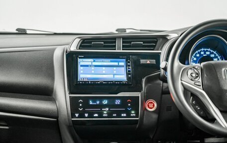 Honda Fit III, 2018 год, 1 160 000 рублей, 12 фотография