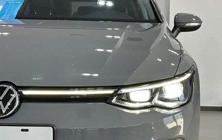 Volkswagen Golf VIII, 2022 год, 1 585 000 рублей, 5 фотография
