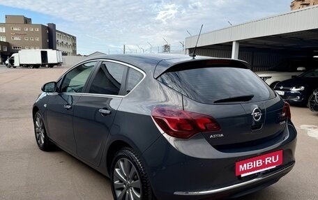Opel Astra J, 2014 год, 1 150 000 рублей, 4 фотография