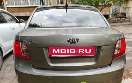 KIA Rio II, 2010 год, 600 000 рублей, 2 фотография