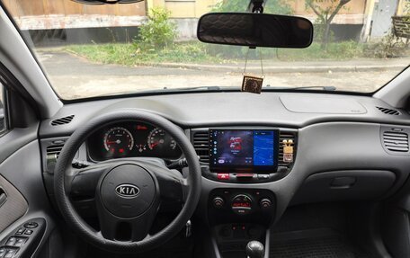 KIA Rio II, 2010 год, 600 000 рублей, 5 фотография