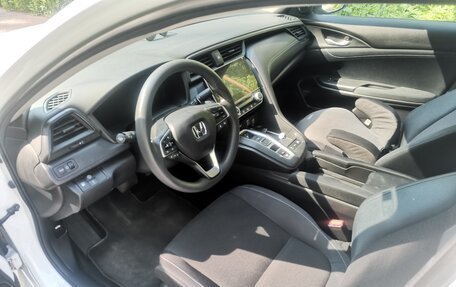 Honda Insight III, 2018 год, 1 750 000 рублей, 3 фотография