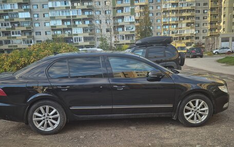 Skoda Superb III рестайлинг, 2012 год, 980 000 рублей, 4 фотография