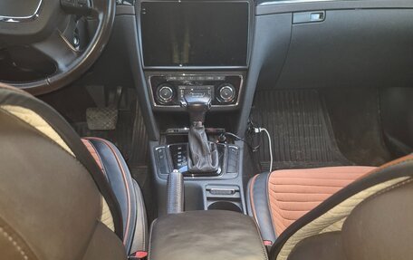 Skoda Superb III рестайлинг, 2012 год, 980 000 рублей, 8 фотография