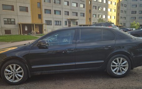 Skoda Superb III рестайлинг, 2012 год, 980 000 рублей, 2 фотография