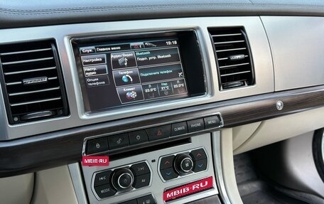 Jaguar XF I рестайлинг, 2011 год, 1 570 000 рублей, 16 фотография