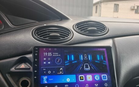 Ford Focus IV, 2001 год, 250 000 рублей, 14 фотография