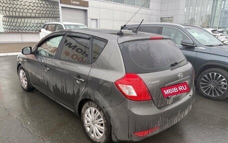 KIA cee'd I рестайлинг, 2011 год, 615 000 рублей, 2 фотография
