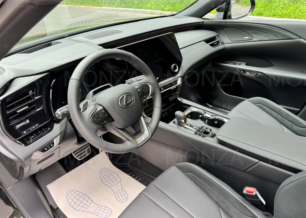 Lexus RX IV рестайлинг, 2026 год, 12 500 000 рублей, 5 фотография