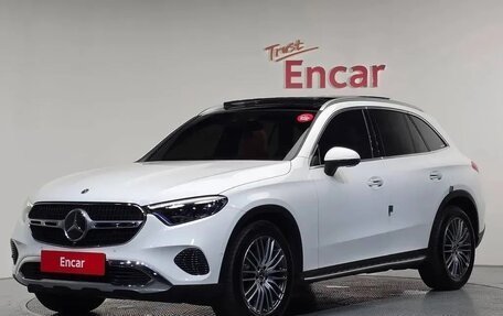 Mercedes-Benz GLC, 2024 год, 6 900 000 рублей, 1 фотография