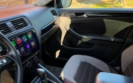 Volkswagen Jetta VI, 2016 год, 900 000 рублей, 9 фотография