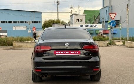 Volkswagen Jetta VI, 2016 год, 900 000 рублей, 4 фотография