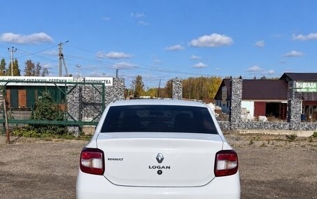 Renault Logan II, 2019 год, 850 000 рублей, 2 фотография