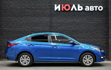 Hyundai Solaris II рестайлинг, 2017 год, 1 300 000 рублей, 9 фотография
