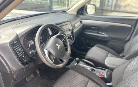 Mitsubishi Outlander III рестайлинг 3, 2012 год, 925 000 рублей, 6 фотография