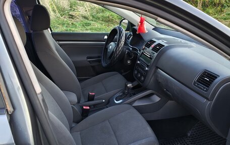 Volkswagen Jetta VI, 2009 год, 590 000 рублей, 4 фотография