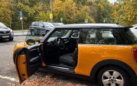 MINI Hatch, 2018 год, 1 800 000 рублей, 5 фотография