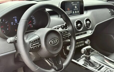KIA Stinger I, 2019 год, 1 950 000 рублей, 17 фотография