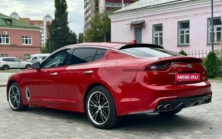 KIA Stinger I, 2019 год, 1 950 000 рублей, 6 фотография