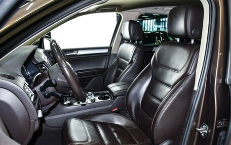 Volkswagen Touareg III, 2011 год, 3 149 000 рублей, 10 фотография
