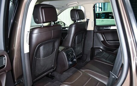 Volkswagen Touareg III, 2011 год, 3 149 000 рублей, 15 фотография