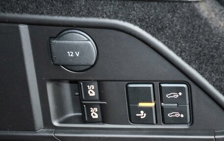Volkswagen Touareg III, 2011 год, 3 149 000 рублей, 29 фотография