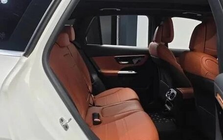Mercedes-Benz GLC, 2024 год, 6 900 000 рублей, 5 фотография