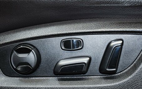 Volkswagen Touareg III, 2011 год, 3 149 000 рублей, 28 фотография