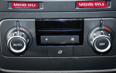 Volkswagen Touareg III, 2011 год, 3 149 000 рублей, 26 фотография