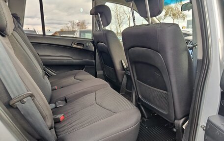 SsangYong Kyron I, 2013 год, 929 000 рублей, 13 фотография