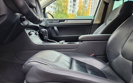 Volkswagen Touareg III, 2015 год, 3 750 000 рублей, 14 фотография