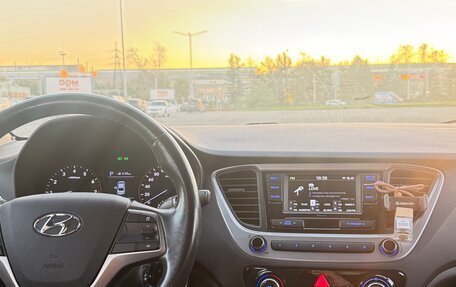 Hyundai Solaris II рестайлинг, 2017 год, 1 330 000 рублей, 8 фотография