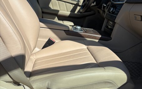 Mercedes-Benz E-Класс, 2012 год, 1 850 000 рублей, 13 фотография
