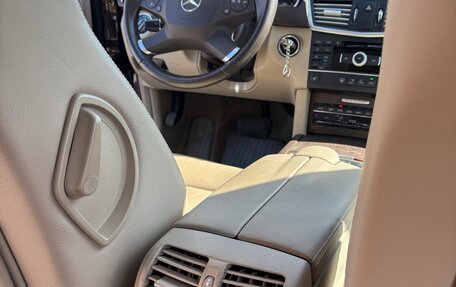 Mercedes-Benz E-Класс, 2012 год, 1 850 000 рублей, 12 фотография