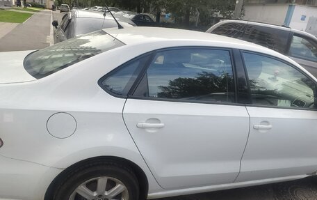 Volkswagen Polo VI (EU Market), 2015 год, 900 000 рублей, 4 фотография