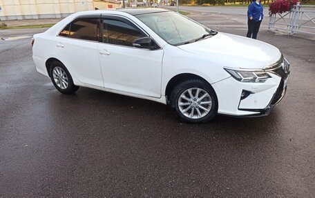 Toyota Camry, 2017 год, 1 000 000 рублей, 3 фотография